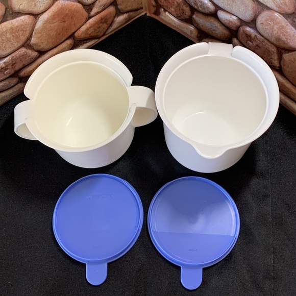 Vintage  Tupperware White with Blue Lids Sugar Bowl & Creamer Set With Snap Lids - Picture 4 of 10
